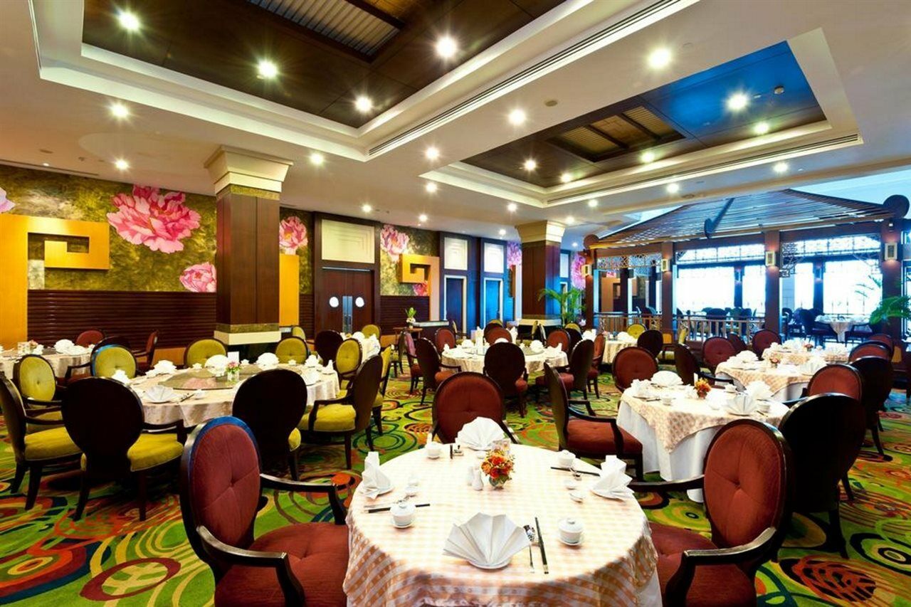 Grand Pacific Sovereign Resort & Spa Petchaburi Esterno foto